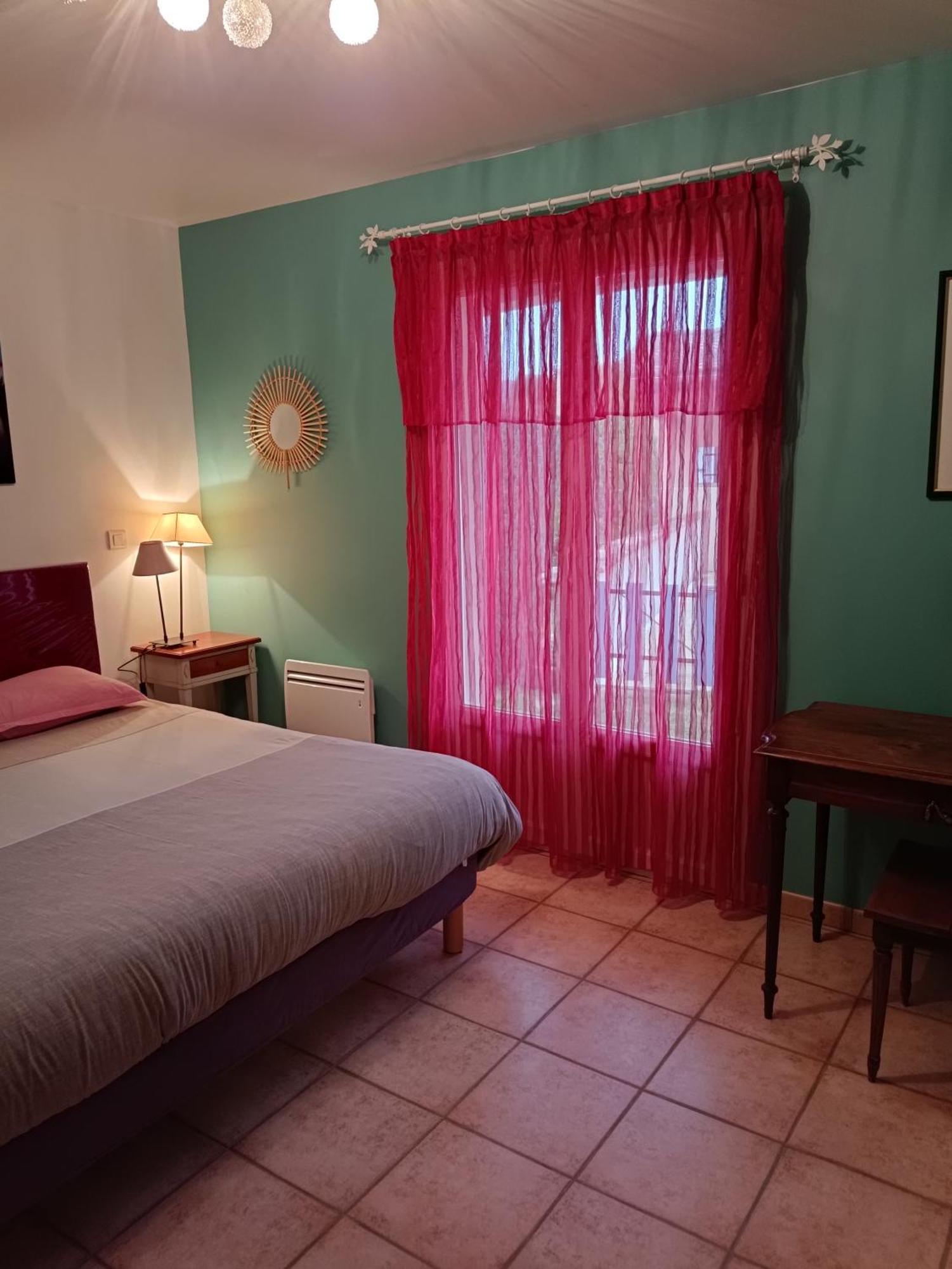 Chambres Tricastine Et Venise Saint-Paul-Trois-Châteaux Exterior foto
